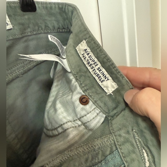 🍃 Lucky Brand Ava Super Skinny Velvet Pants — Sage Green Plushness Size 8/29 - Picture 9 of 9